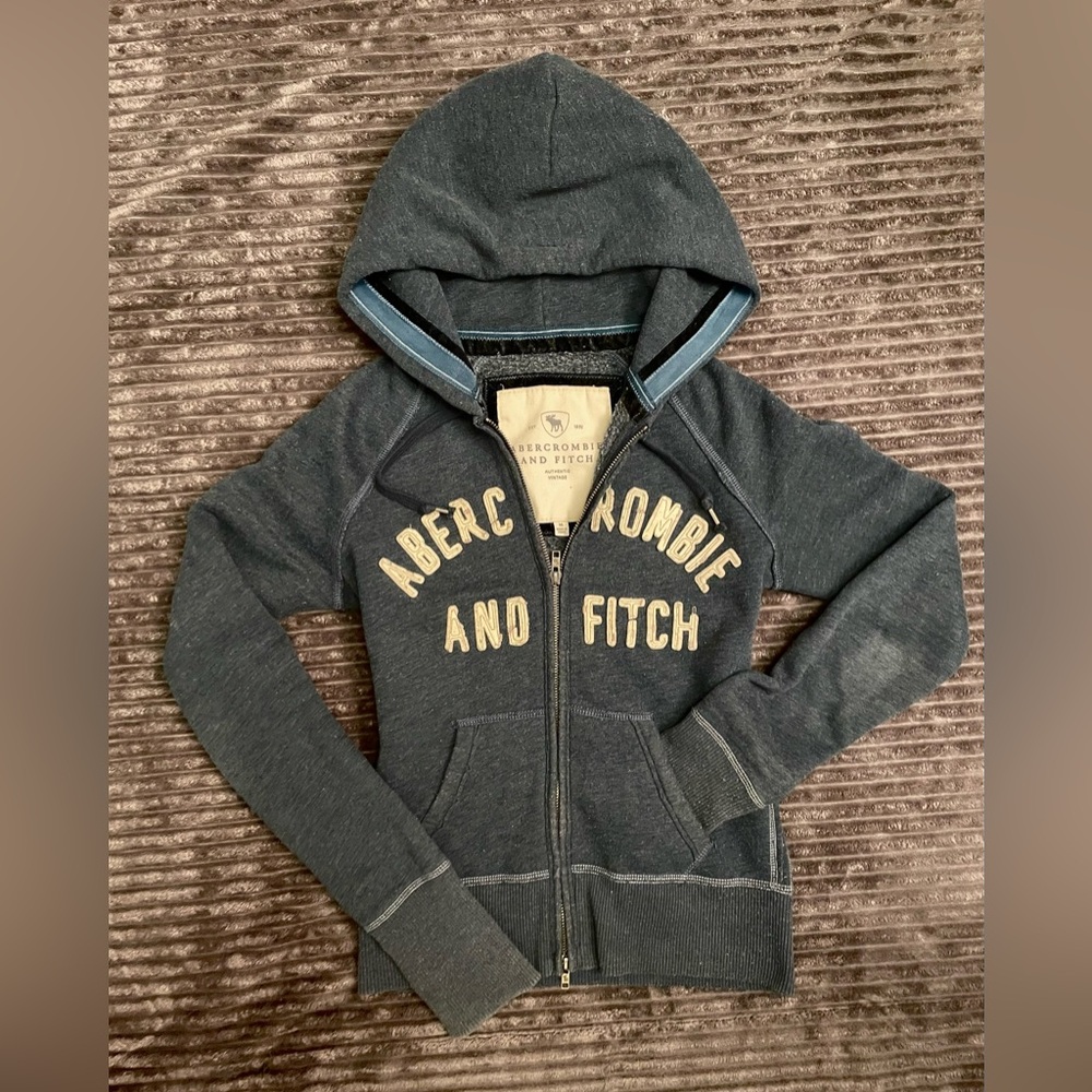 abercrombie and fitch zip up
